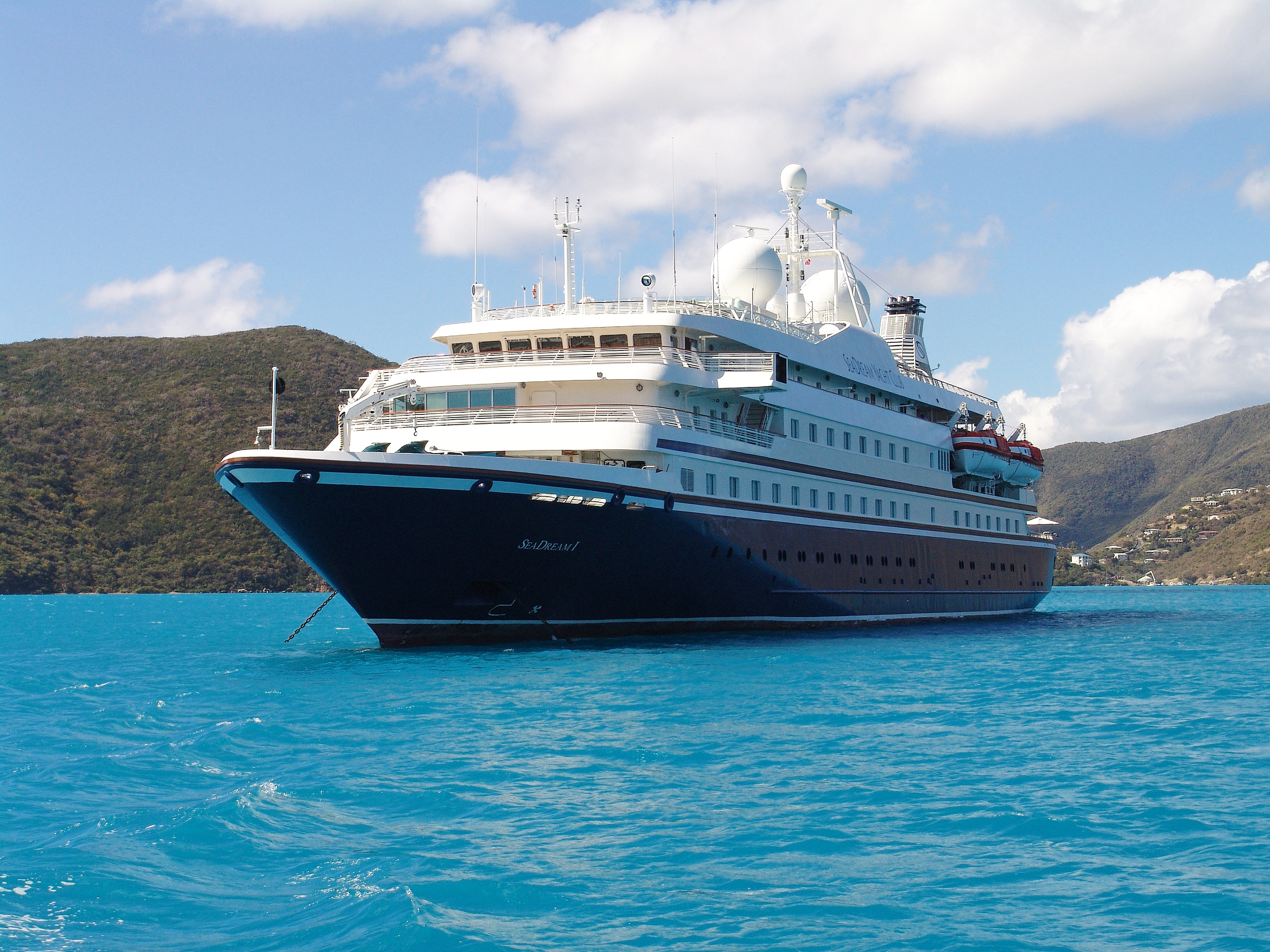 seadream cruise line